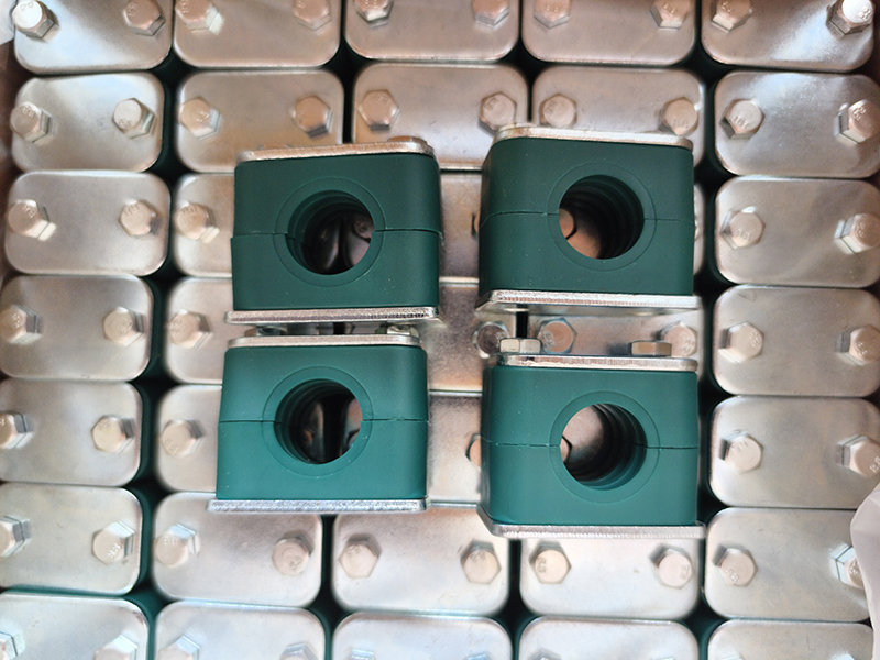 pipe clamp..jpg
